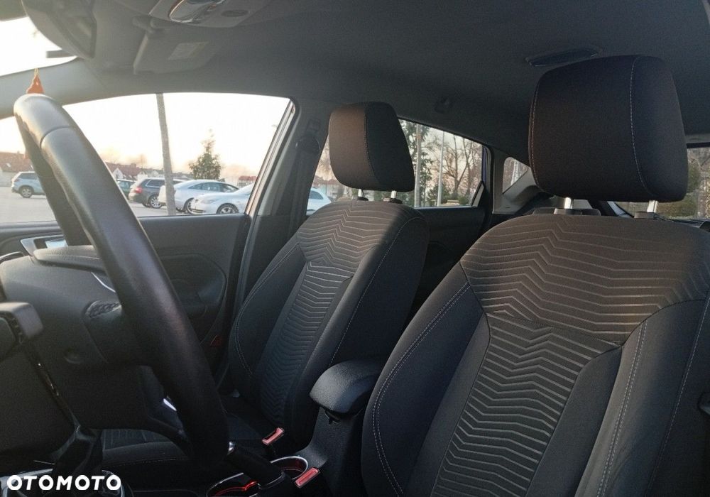 Ford Fiesta - 19