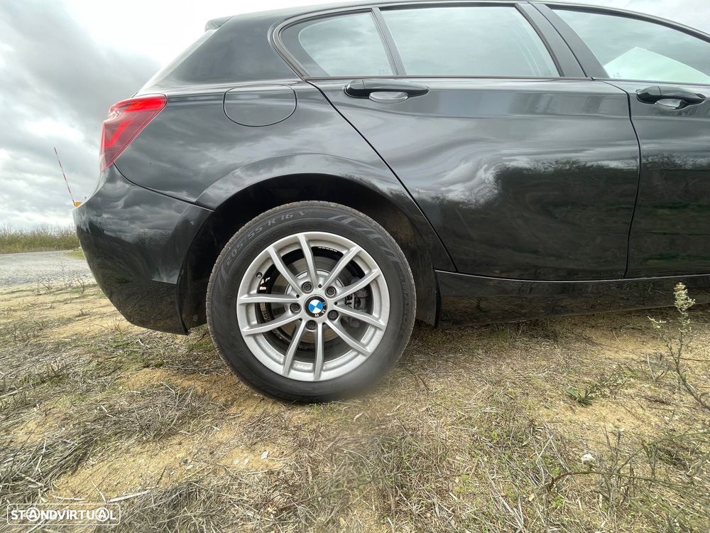 BMW 116 d EfficientDynamics - 12