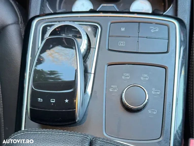 Mercedes-Benz GLE - 12