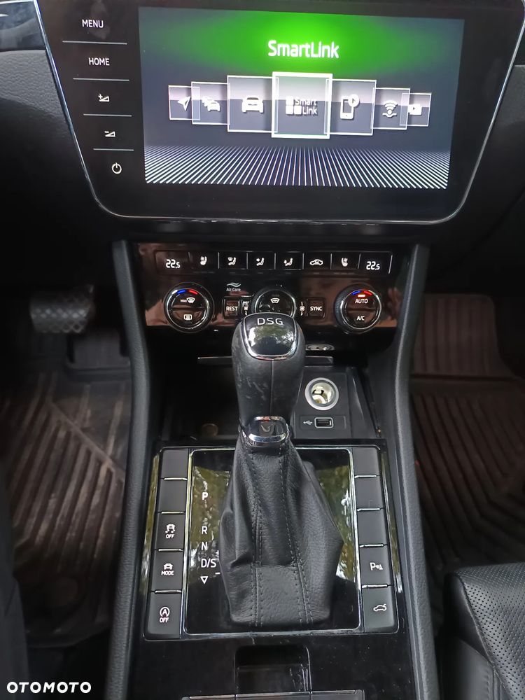 Skoda Superb 2.0 TSI L&K DSG - 6