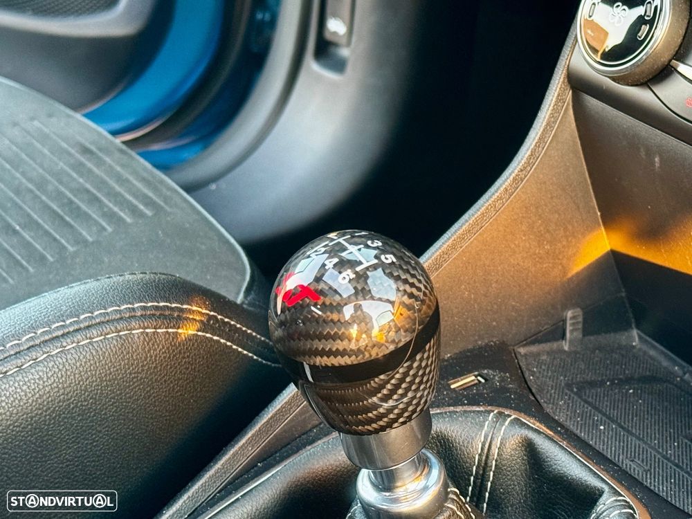 Ford Fiesta 1.5 EcoBoost ST High - 38