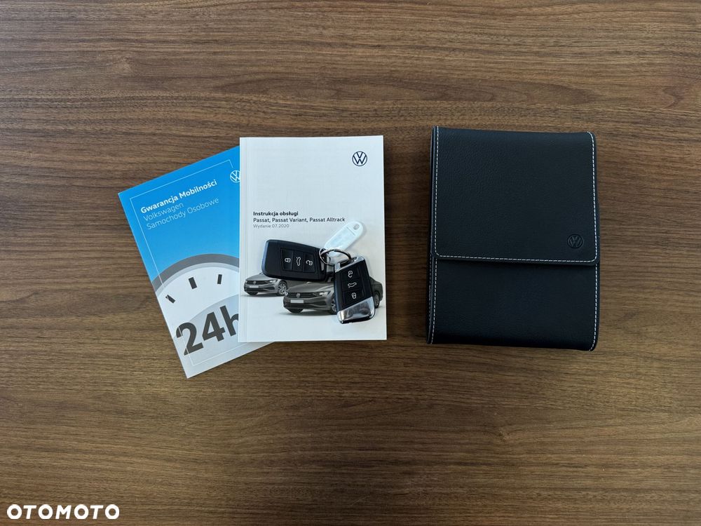 Volkswagen Passat - 33