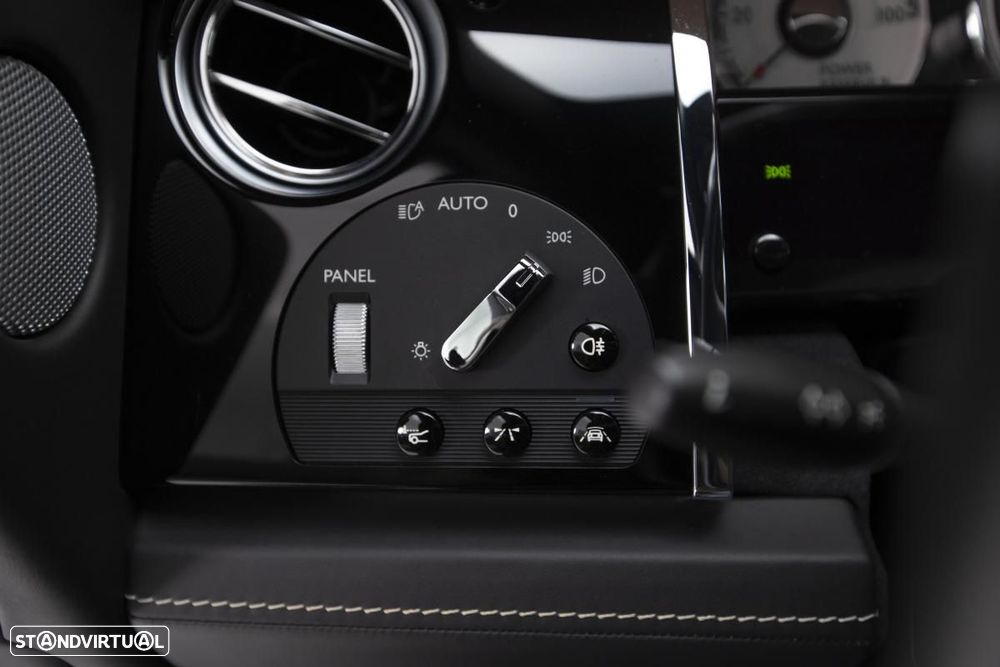Rolls Royce Wraith - 22
