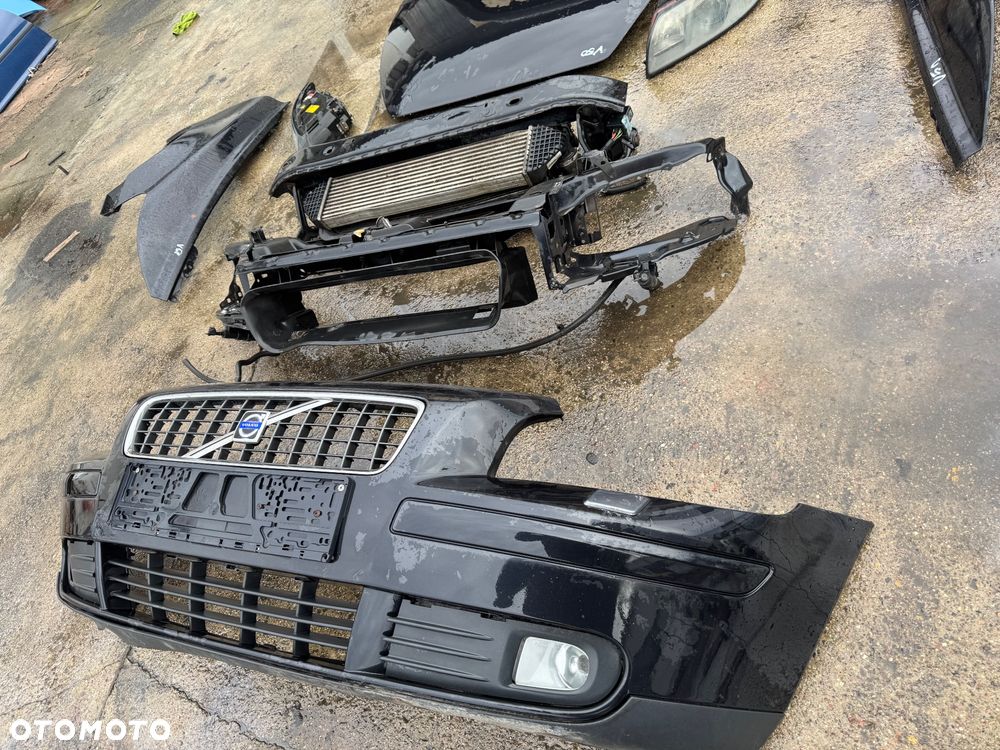 Volvo v50 Czarne 452-46 części blacharskie zderzak przód spryski xenon pas przedni chłodnice do diesla diesel belka przednia tylnia tył lampy xenon błotnik prawy lewy przedni zderzak tył tylni kombi drzwi prawe lewe przednie tylne kombi do lampy tylnie tył prawa lewa klapa tył klapa bagażnika belka tylnia - 2