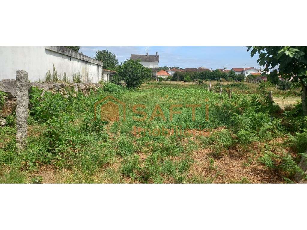 Terreno Urbano - Grande imagem: 3/4