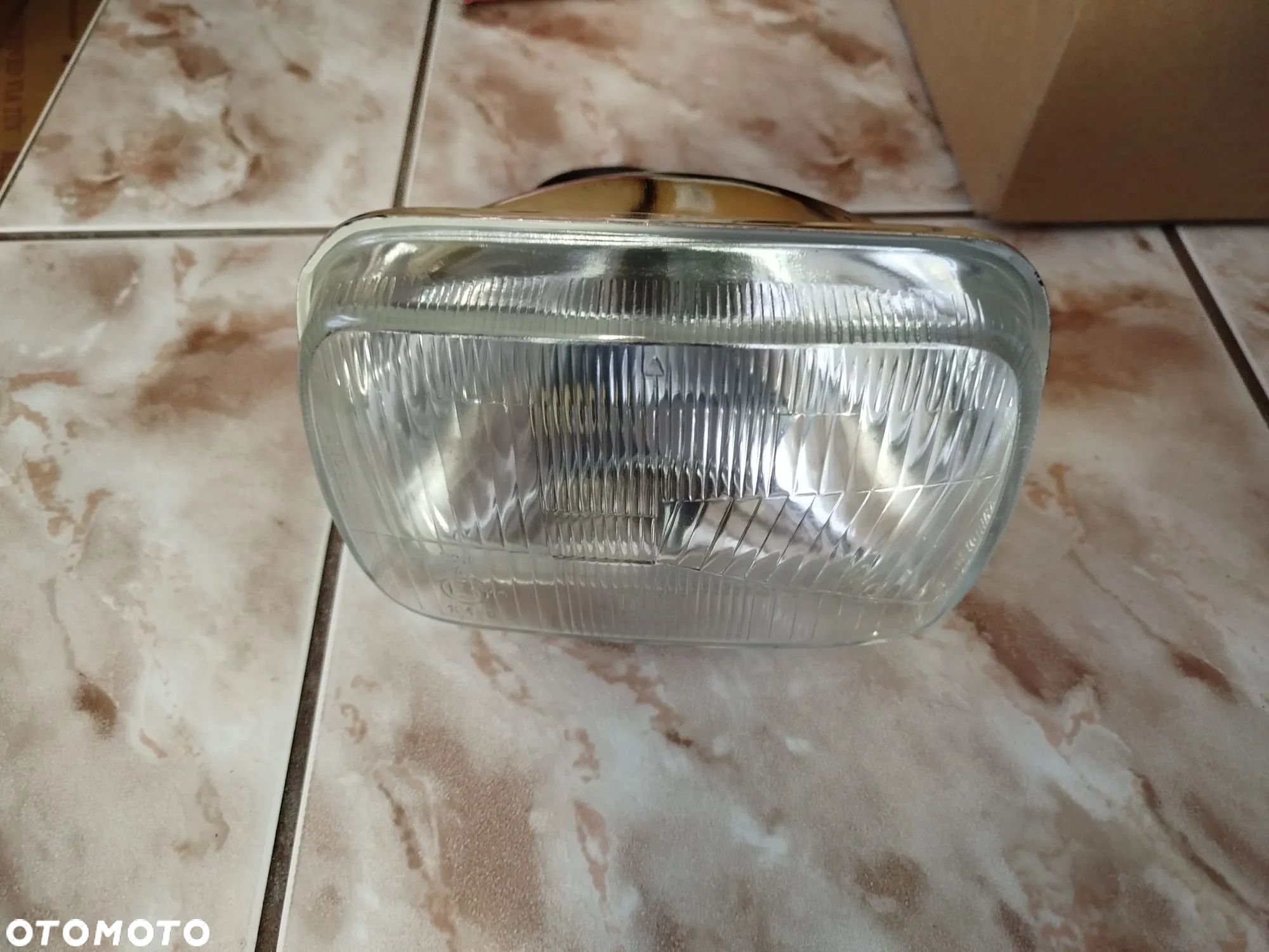 REFLEKTOR GŁóWNY LEWY PRAWY FIAT 126P h4+t4w 4301476 - 1