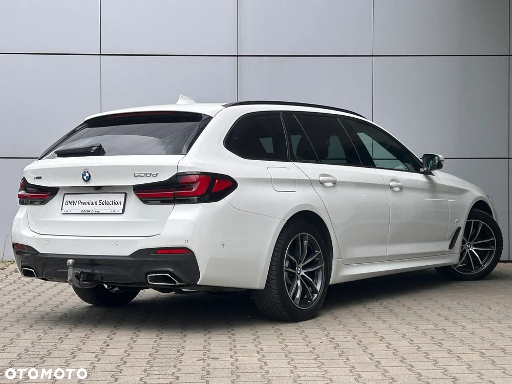 BMW Seria 5 520d xDrive mHEV M Sport sport - 13