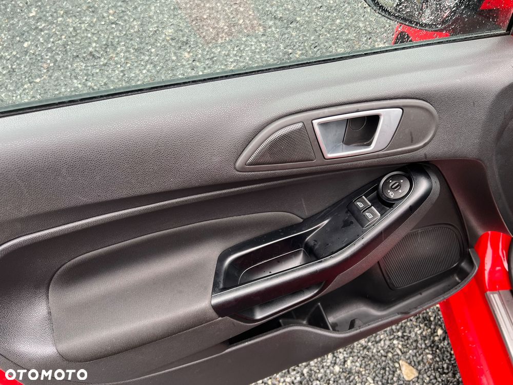 Ford Fiesta 1.0 EcoBoost STart-Stop ST-LINE - 23