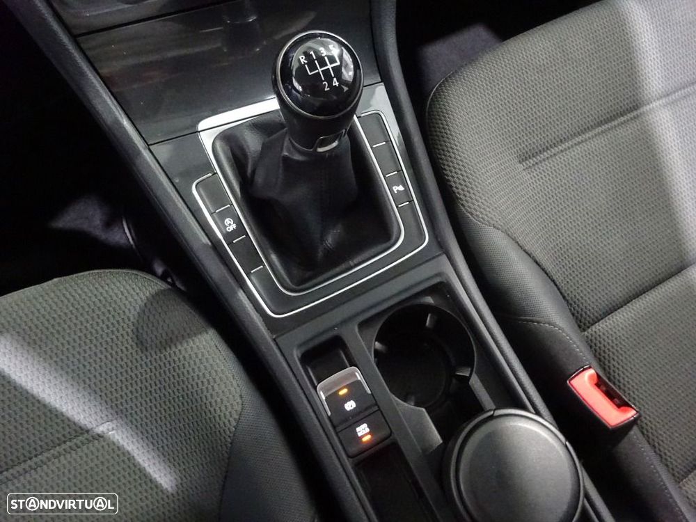 VW Golf 1.6 TDI Stream - 29