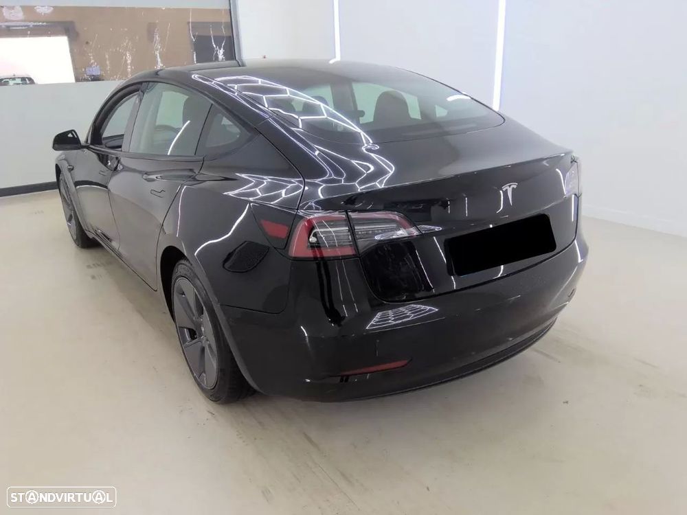 Tesla Model 3 Standard Range Plus RWD - 2