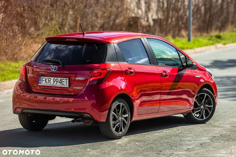 Toyota Yaris - 12