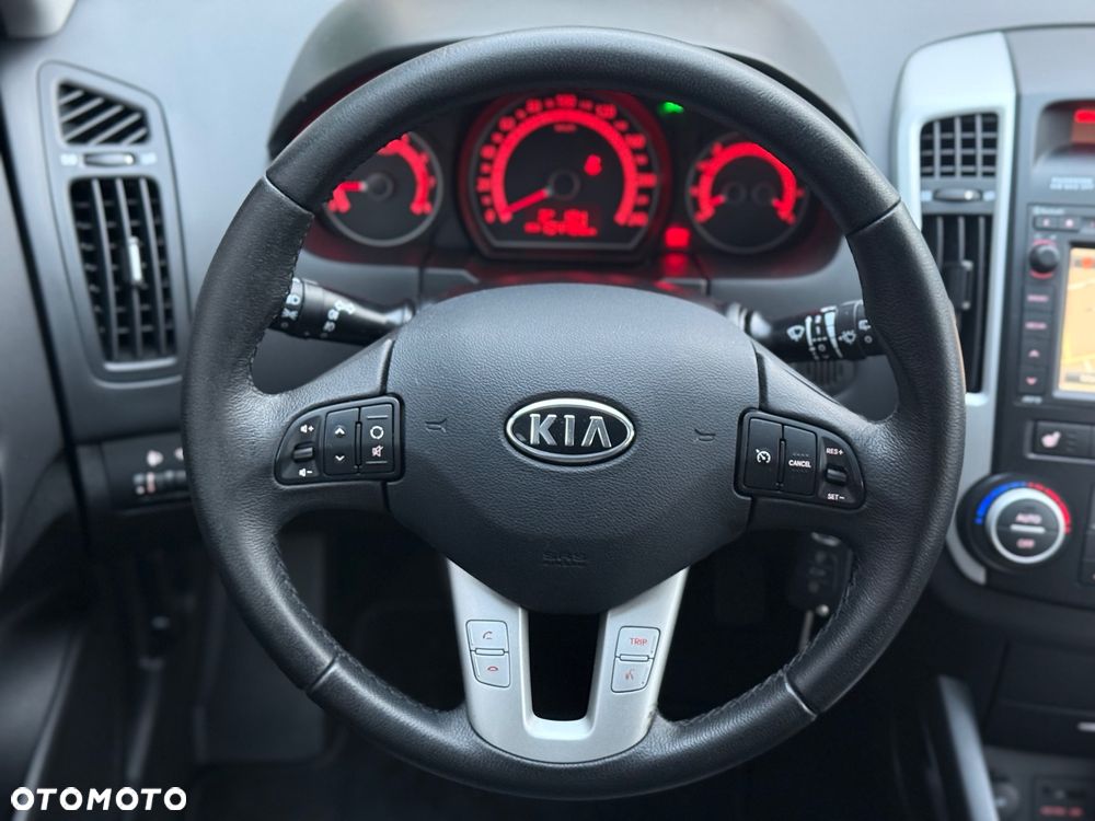 Kia Ceed - 19