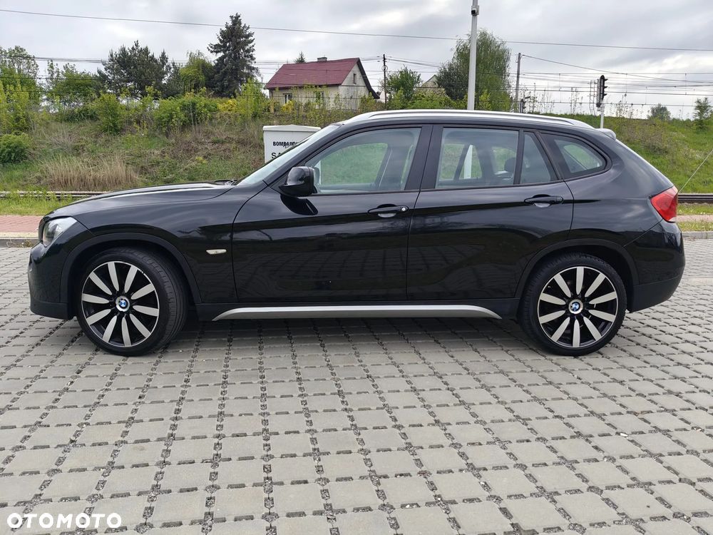 BMW X1 xDrive18d xLine - 6