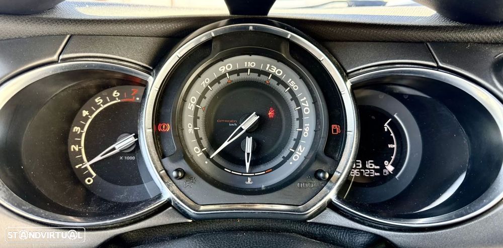 Citroën DS3 1.2 PureTech Be Chic - 25