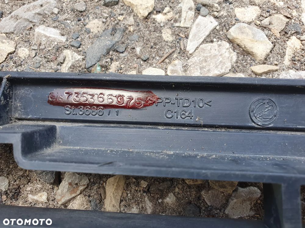 FIAT PUNTO 2 II LIFT KRATKA ATRAPA ZDERZAKA PRZÓD ŚRODKOWA 735366075 - 3