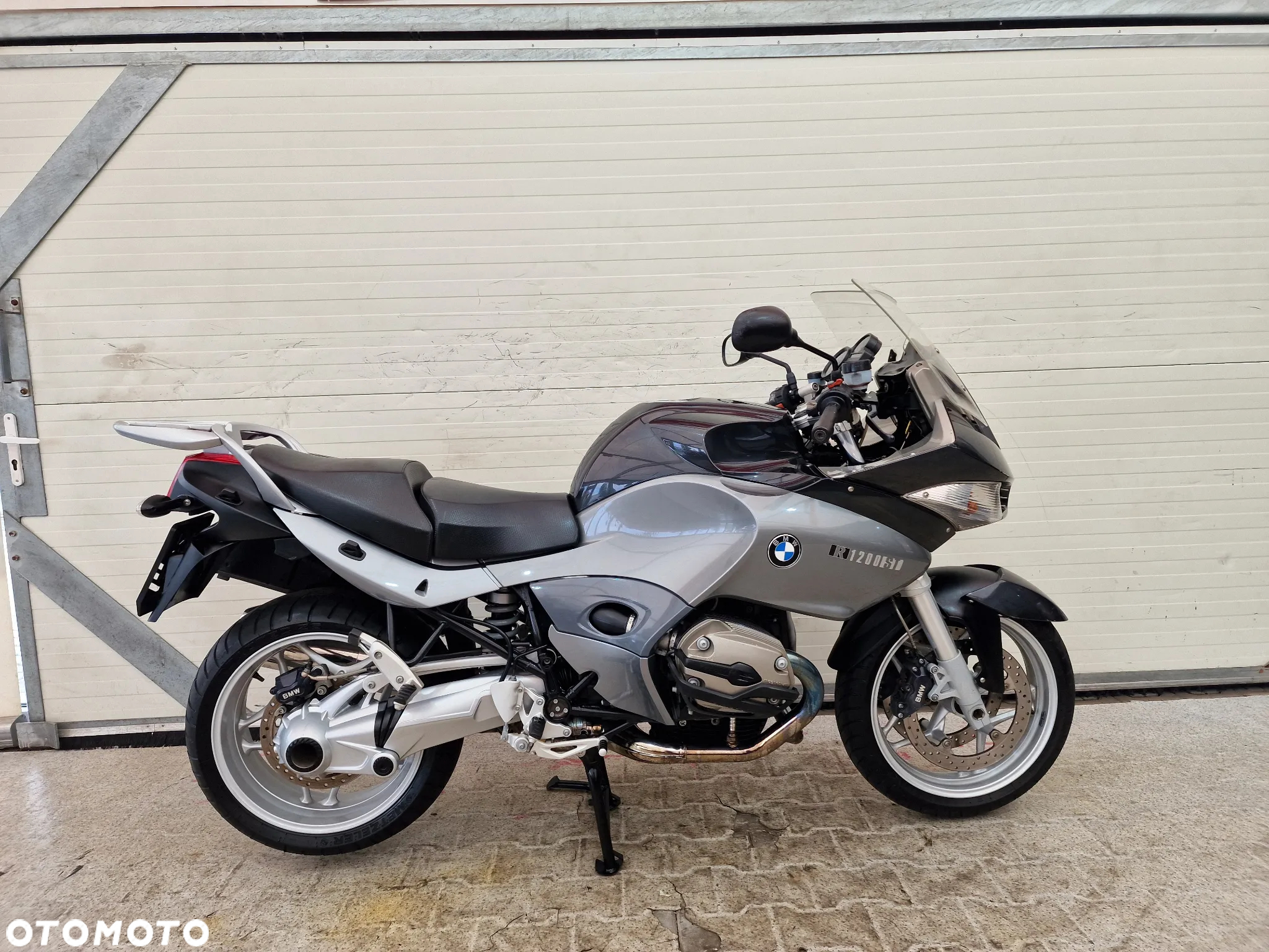 BMW R - 4
