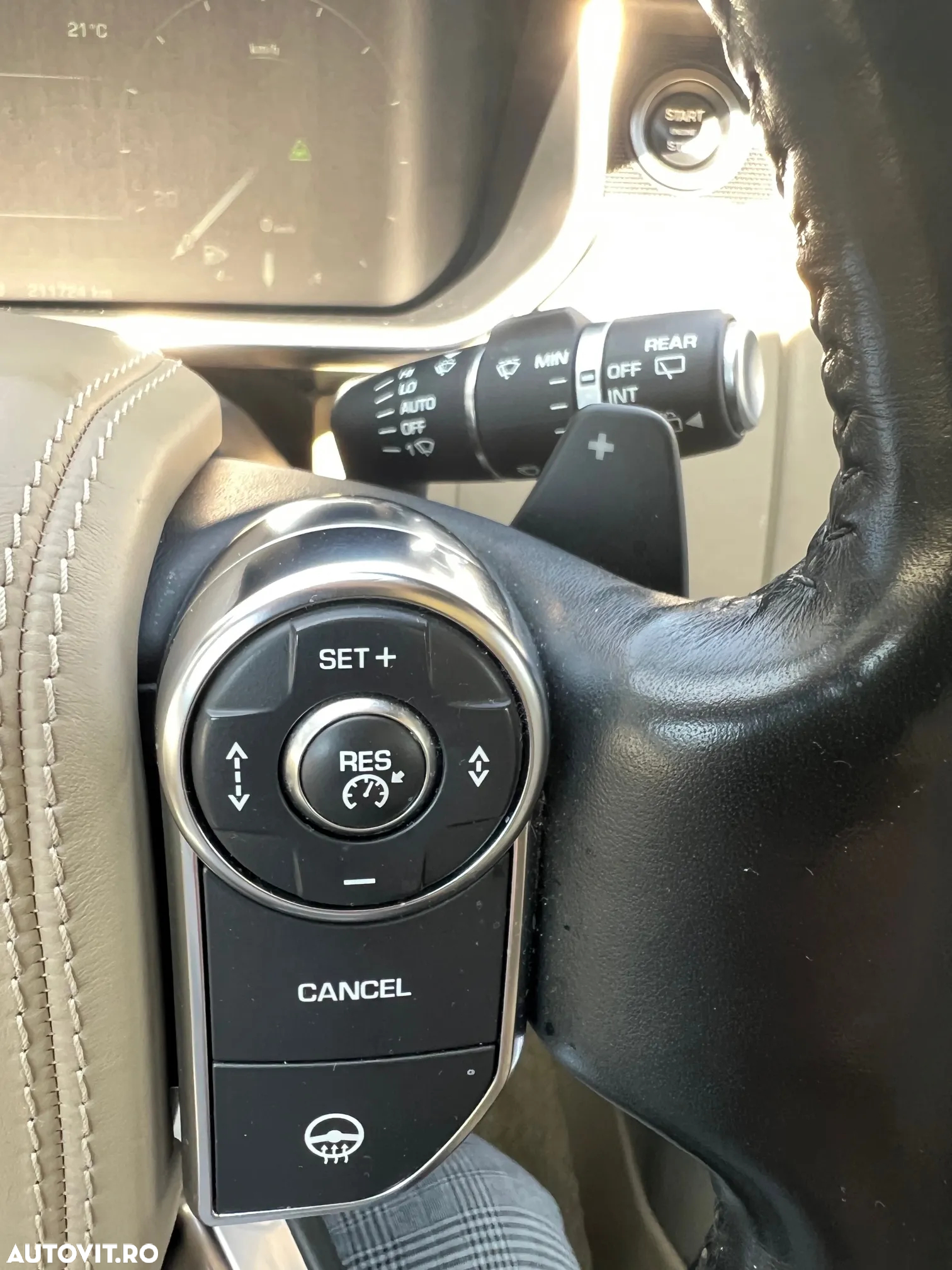 Land Rover Range Rover Vogue - 14