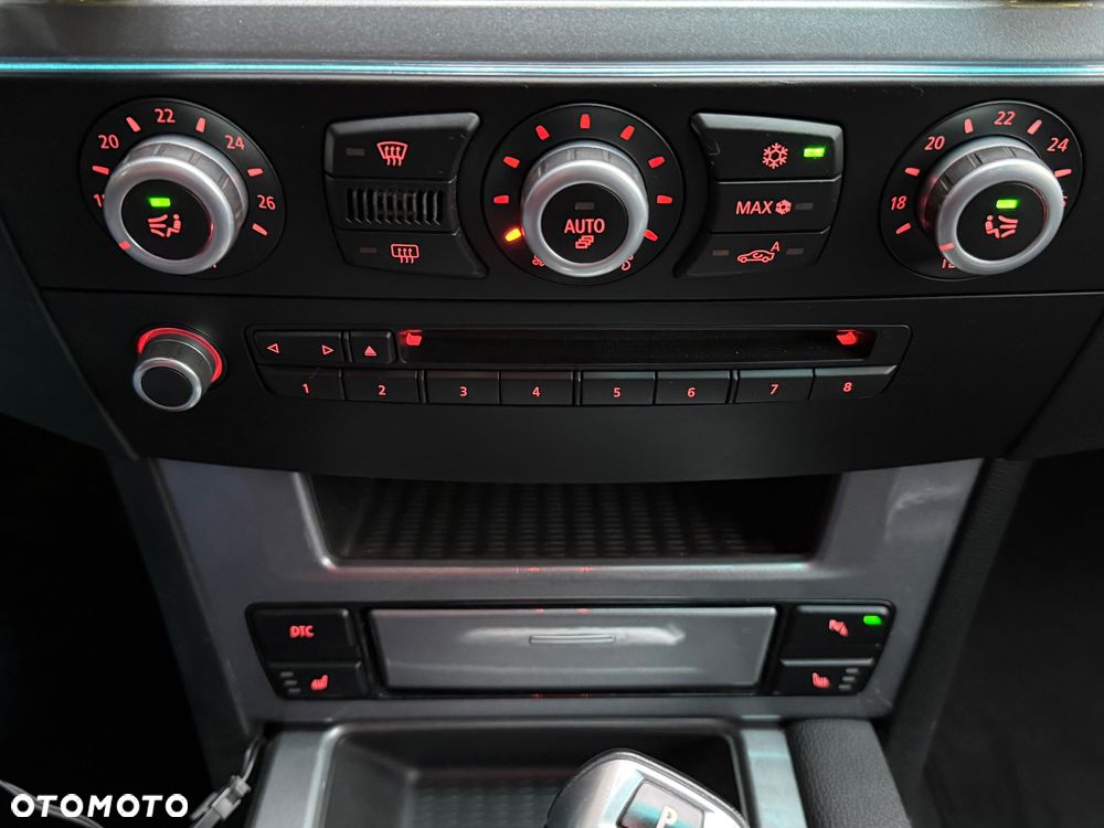 BMW Seria 5 - 30