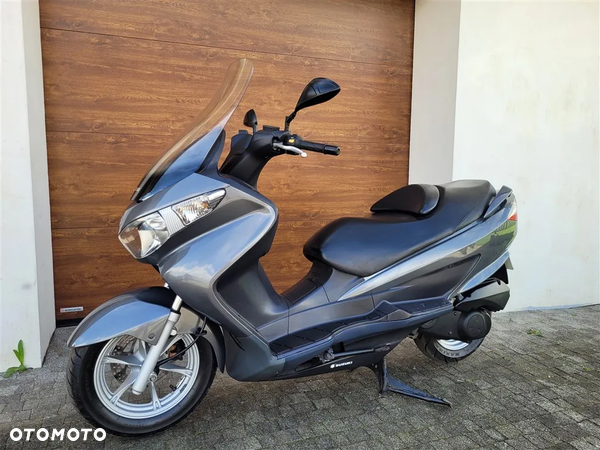 Suzuki Burgman