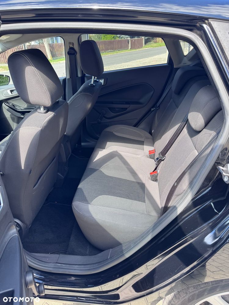 Ford Fiesta 1.0 EcoBoost STart-Stop Titanium - 16