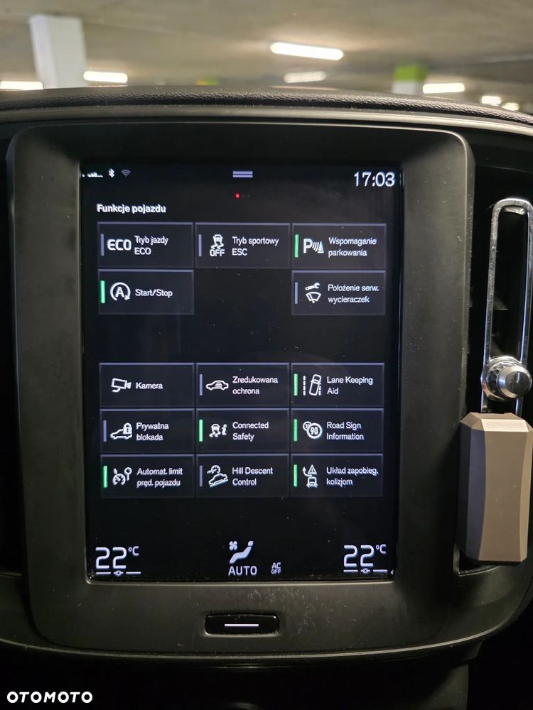 Volvo XC 40 T3 - 26