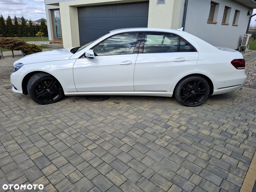 Mercedes-Benz Klasa E 220 BlueTEC 9G-TRONIC Elegance - 8