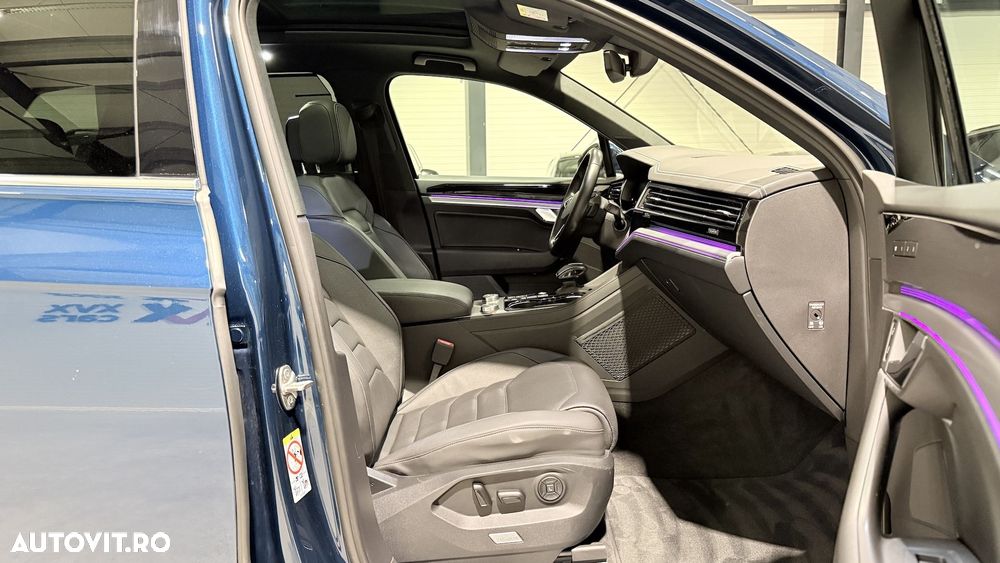 Volkswagen Touareg 3.0 V6 e-Hybrid 4Motion Aut. Elegance - 27