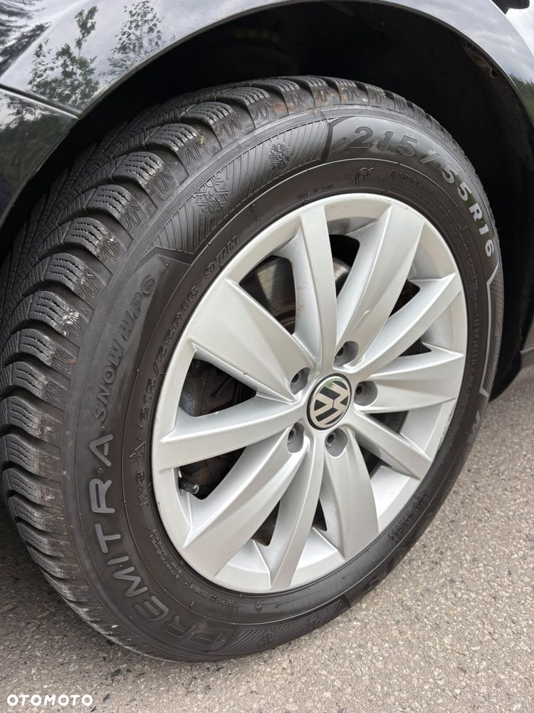 Volkswagen Passat 1.6 TDI BlueMotion - 24