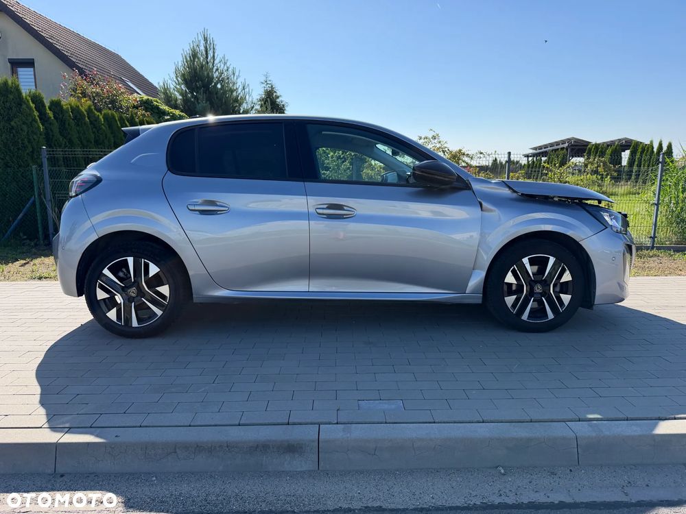 Peugeot 208 PureTech 100 Allure - 8