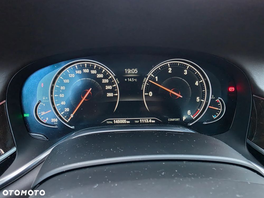 BMW Seria 7 740d xDrive - 26