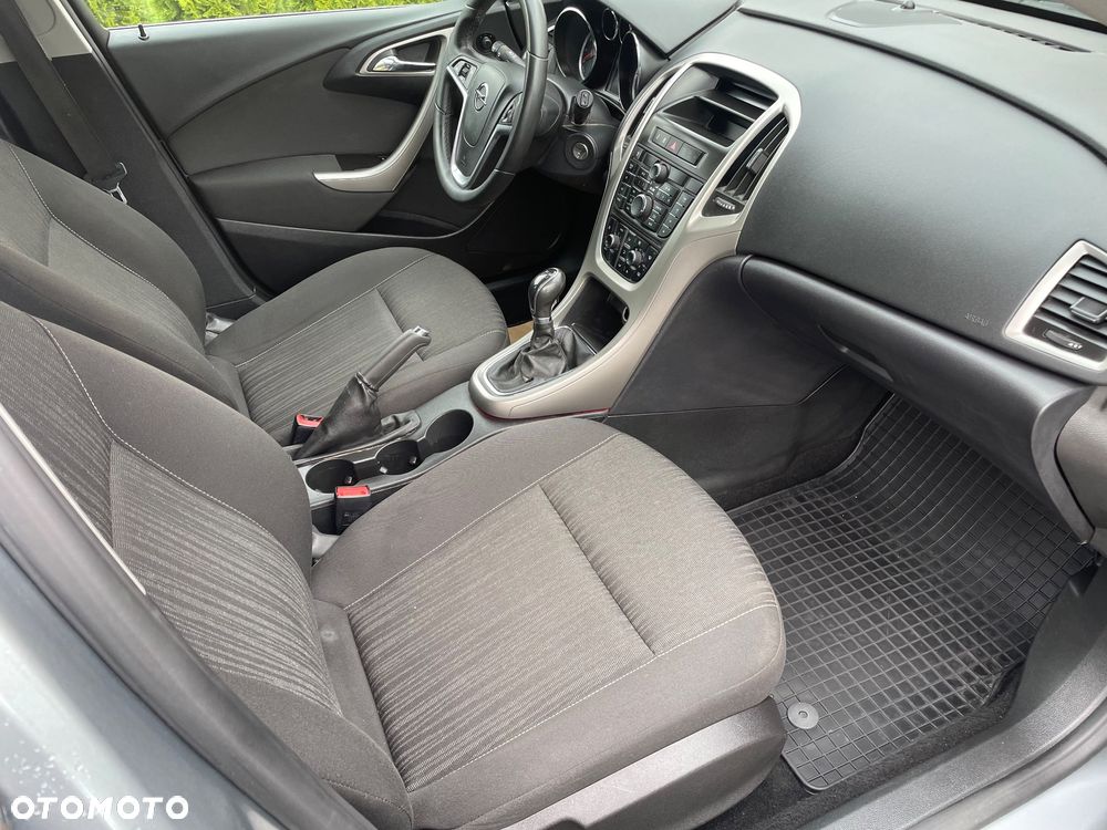 Opel Astra 1.4 ecoFLEX - 7