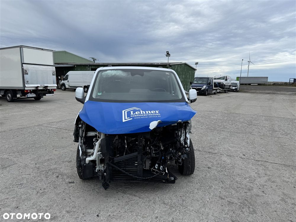 Ford Tourneo Custom - 3