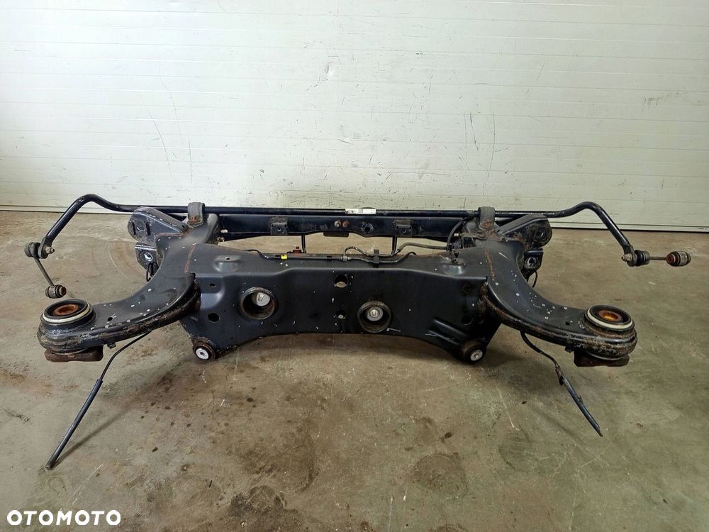 MASERITI GHIBLI III QUATTROPORTE VI BELKA SANKI ZAWIESZENIA TYŁ 06700075690 - 4
