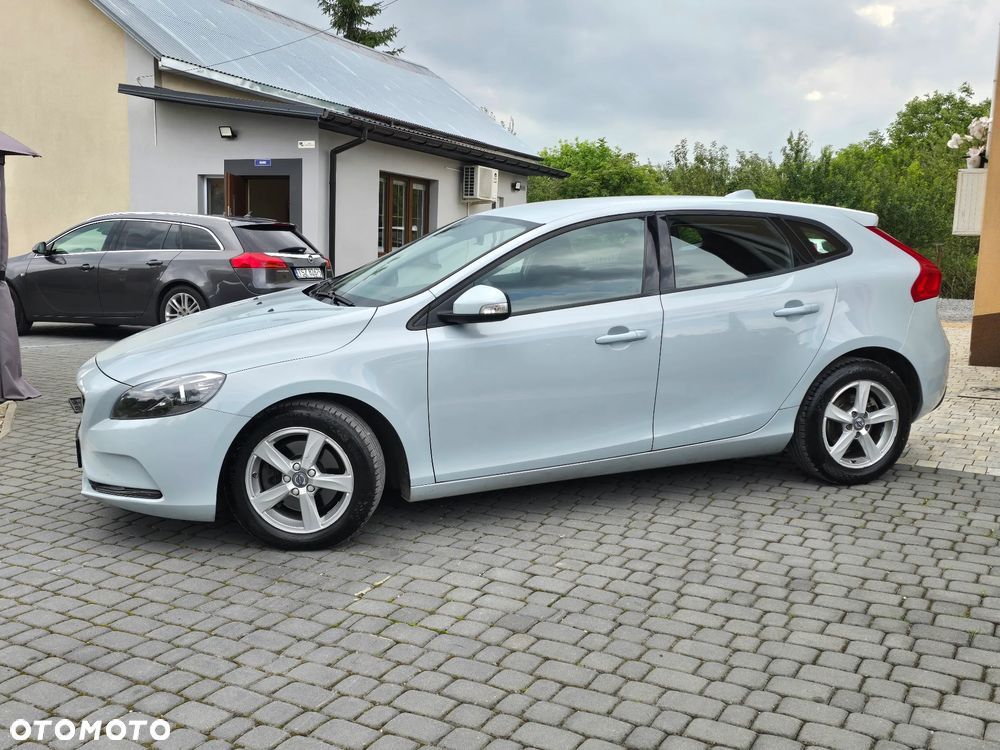 Volvo V40 D2 Summum - 4