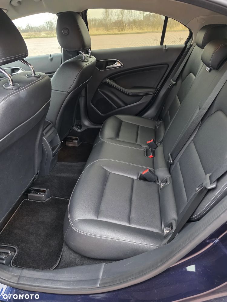 Mercedes-Benz Klasa A 180 d 7G DCT - 17