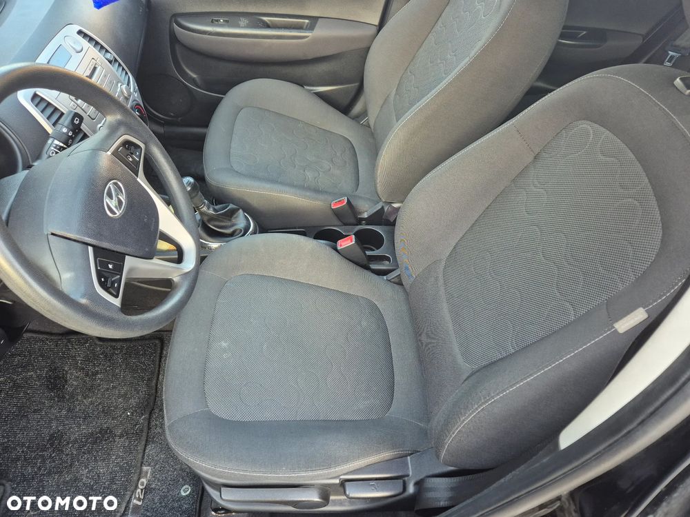 Hyundai i20 1.2 UEFA EURO 2012 Edition - 19