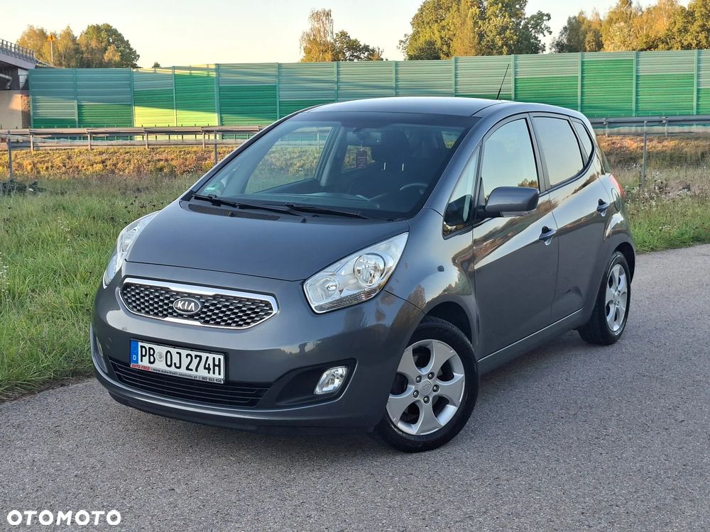 Kia Venga 2011 photo 2