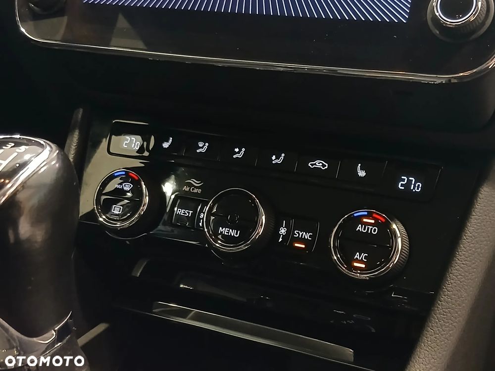 Skoda Superb 1.5 TSI ACT Ambition - 23