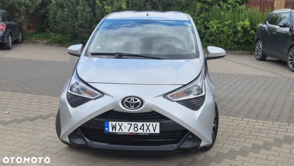 Toyota Aygo x-play - 11