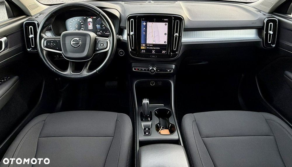 Volvo XC 40 T5 Twin Engine DKG Momentum Pro - 13
