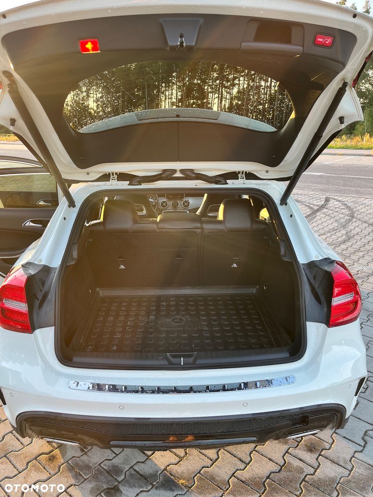Mercedes-Benz GLA 220 CDI 4-Matic - 12