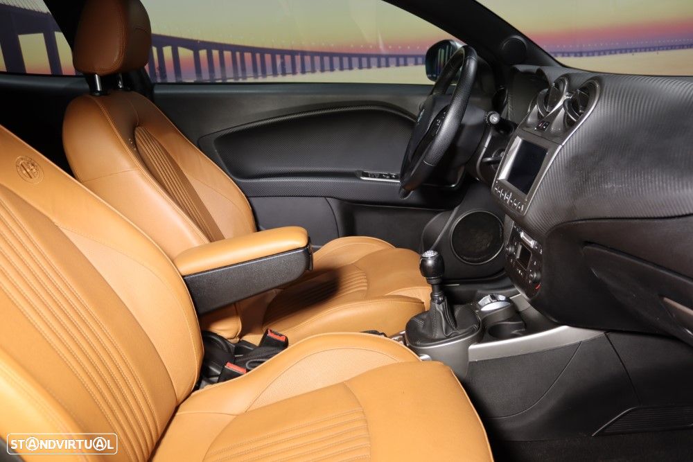 Alfa Romeo MiTo 1.4 T MultiAir Quadrifoglio Verde - 19