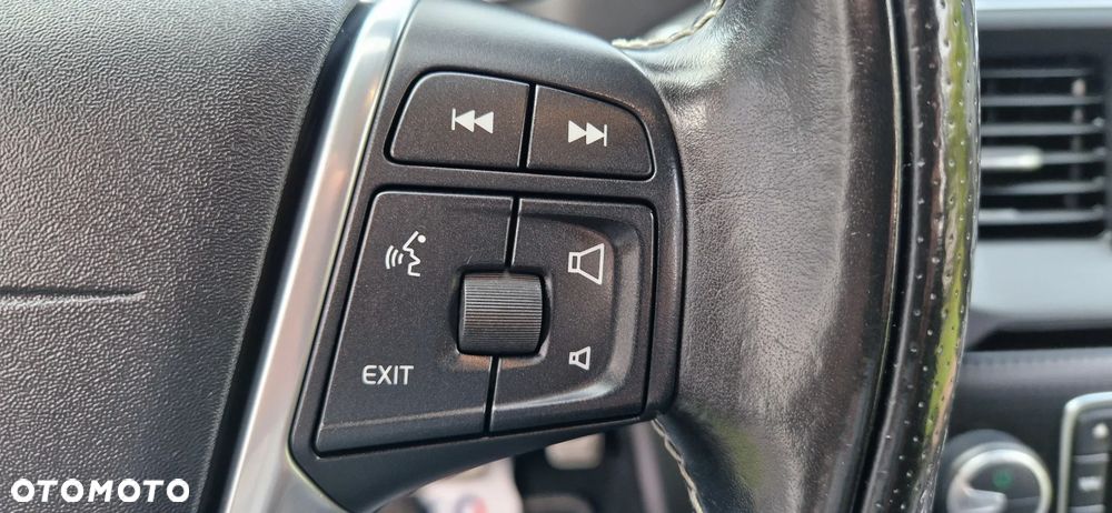 Volvo V40 D4 Geartronic RDesign - 19