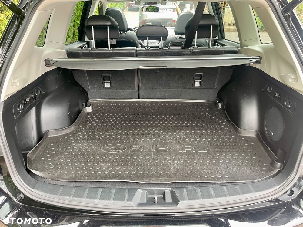 Subaru Forester 2.0i-L Platinum (EyeSight) Lineartronic - 28