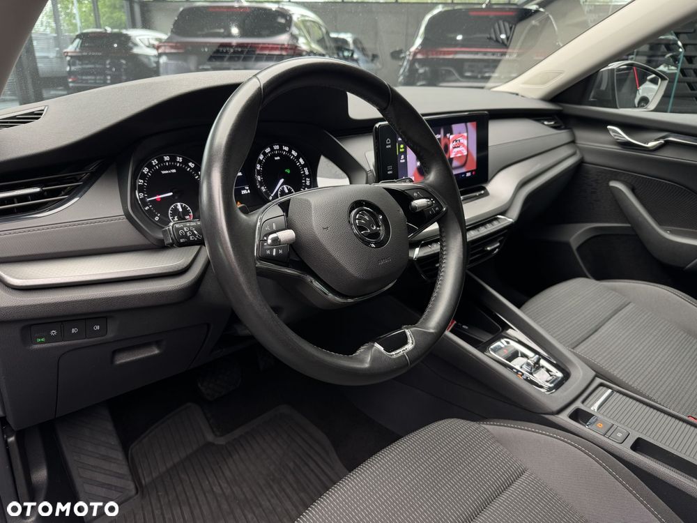 Skoda Octavia 2.0 TDI Ambition DSG - 10