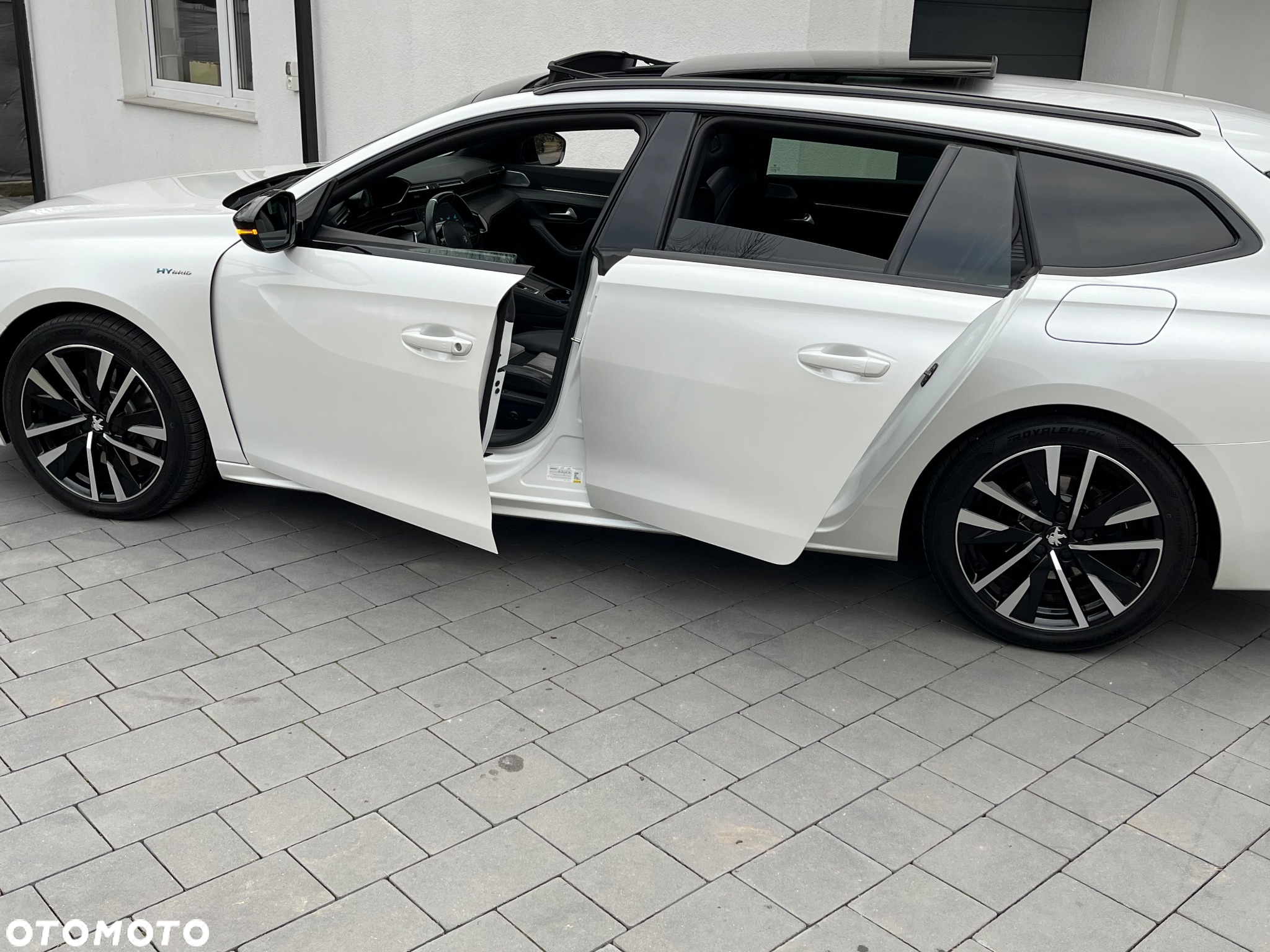 Peugeot 508 SW Plug-In Hybrid 225 e-EAT8 GT - 11