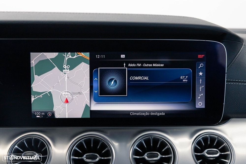 Mercedes-Benz E 220 d AMG Line - 35