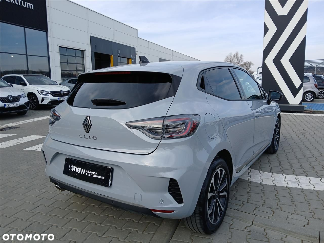 Renault Clio 1.0 TCe Techno - 3