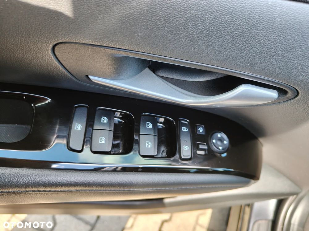 Hyundai Tucson 1.6 T-GDi Smart 2WD - 16