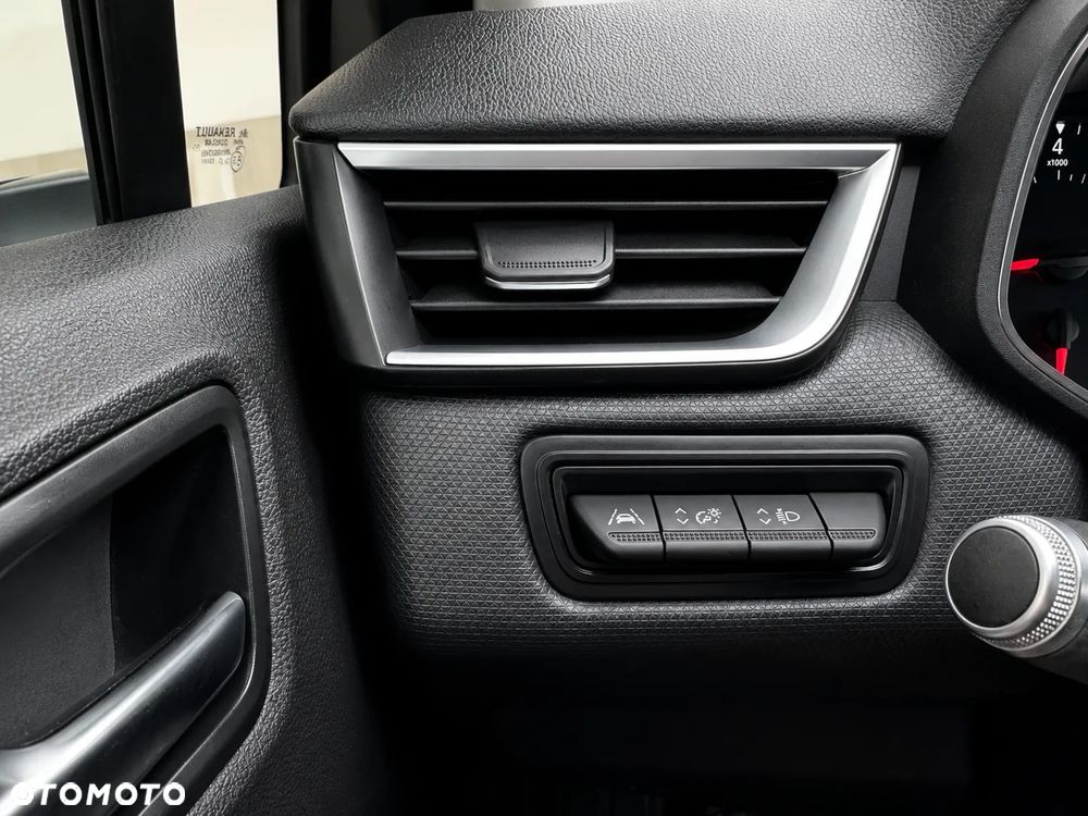 Renault Clio - 7
